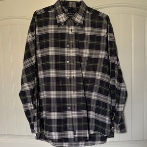 Nautica Men's Classic Plaid Button-Down Shirt
